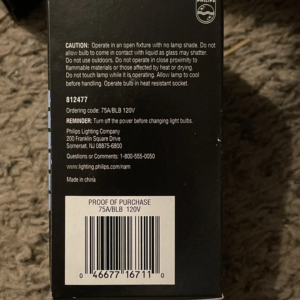 Set Of 4 NEW Philips 75 Watt Blacklight Indoor Light Bulb Black Light New In Box
